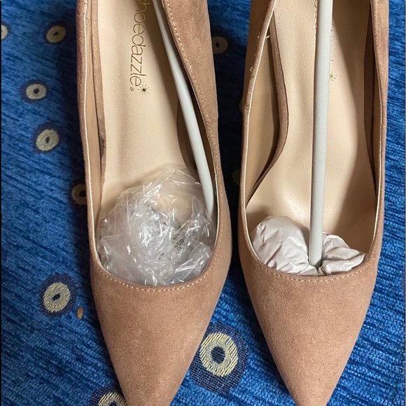 SHOEDAZZLE Mauve Pumps - Picture 1 of 6